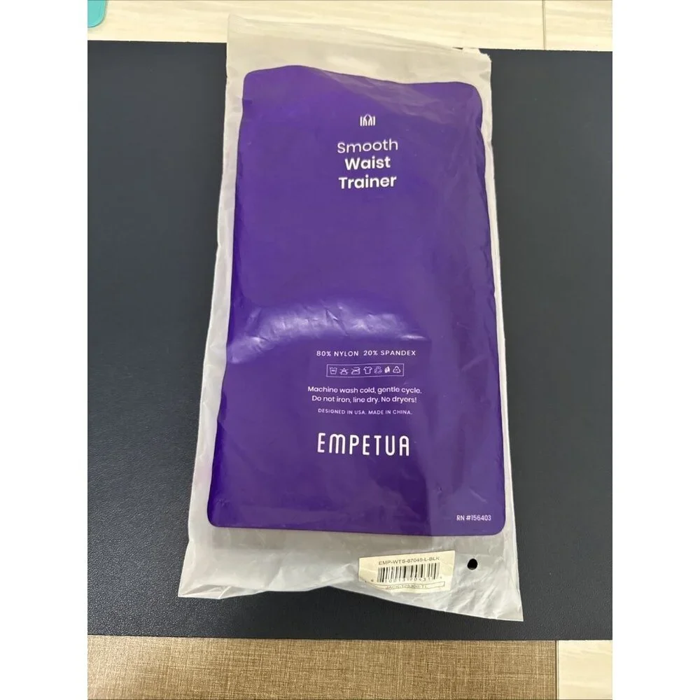 Empetur Women's L Smooth Waist‎ Trainer Black NWT